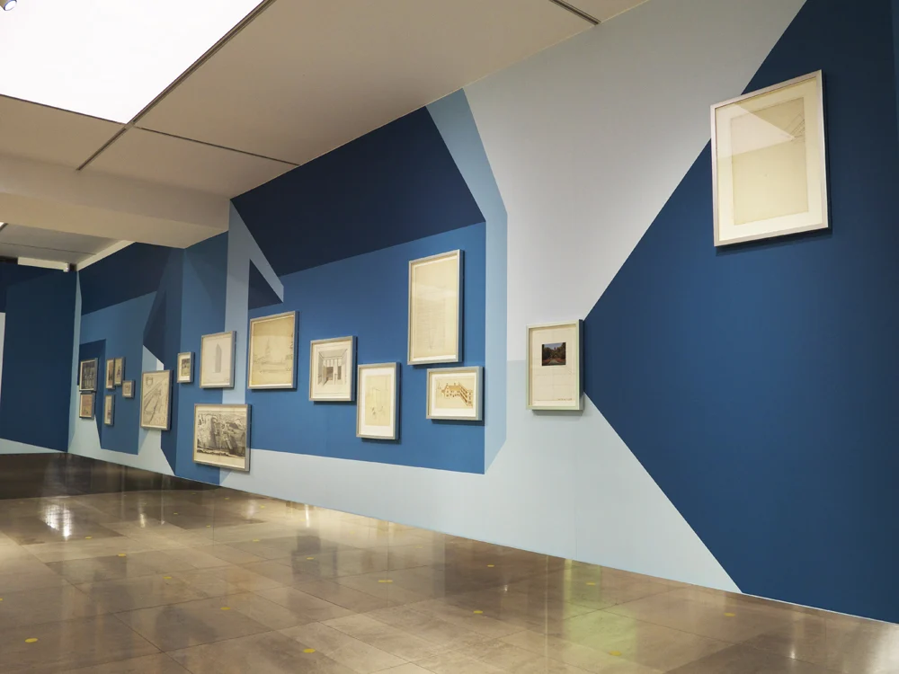 Painted wall right web