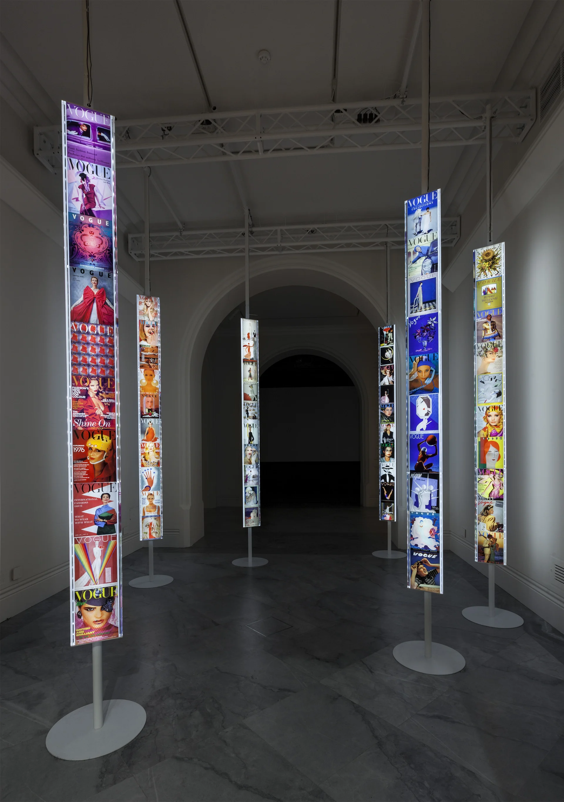 2016 Vogue 100 installation